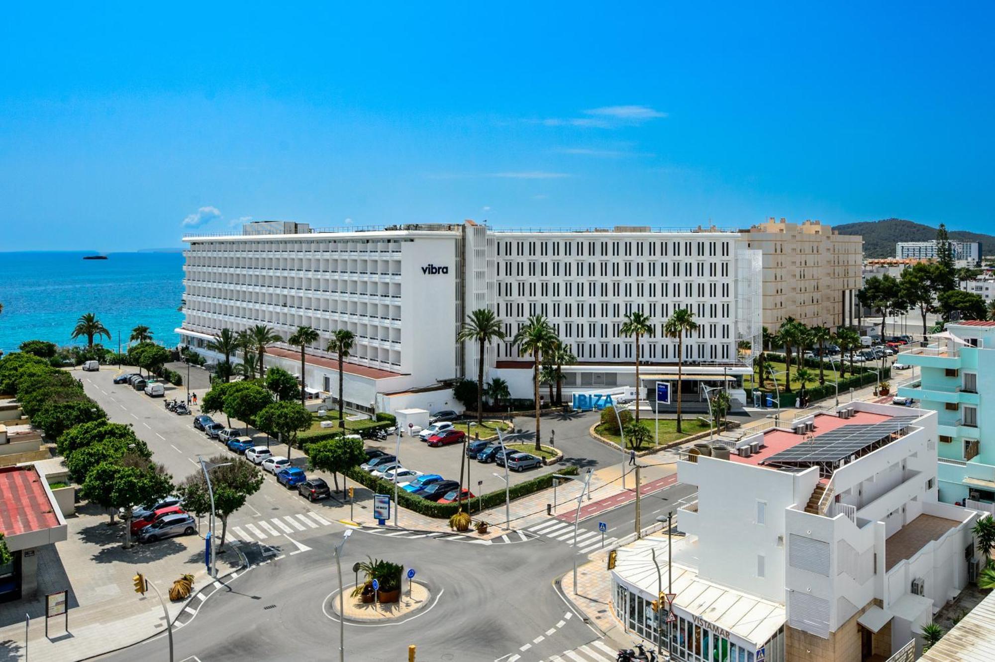 Hotel Vibra Algarb Platja d'en Bossa Exterior foto